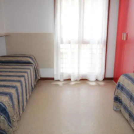 Coastal Comfort Retreat With Stunning Views * Λινιάνο Σαμπιαντόρο